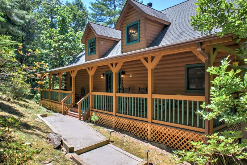 Dog Friendly Log Cabin Near Me